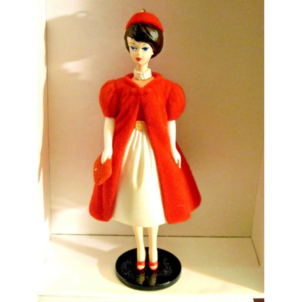 MATTEL BARBIE DOLL 1998 HALLMARK KEEPSAKE ORNAMENT SILKEN FLAME BARBIE